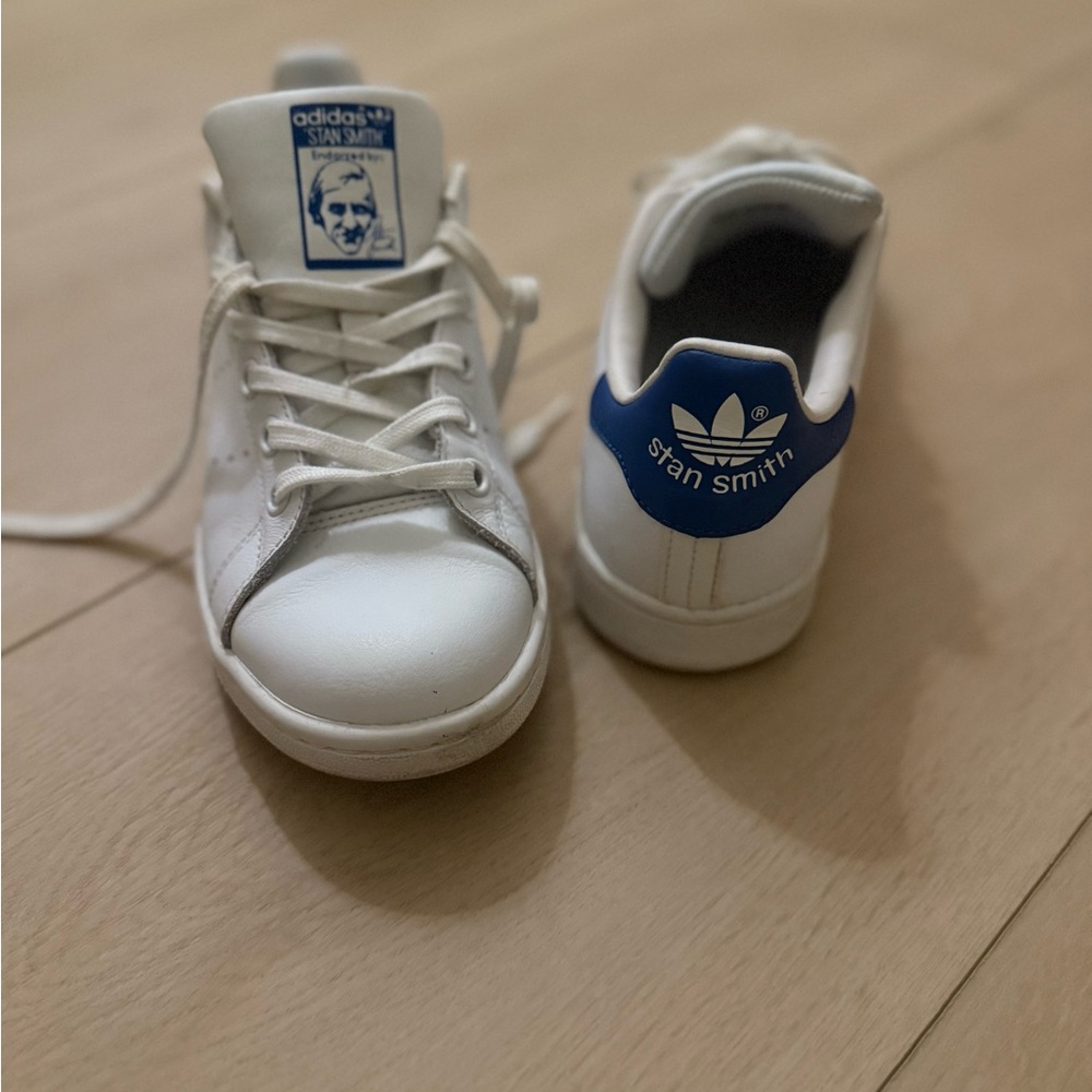 adidas Kids White Sneakers with Blue Heel Patch